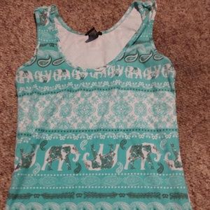Rue 21 tank